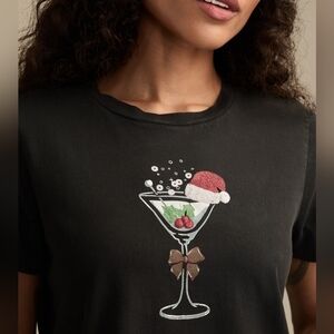 Lucky Brand Embellished Christmas Drink classic crew Tee Size Small